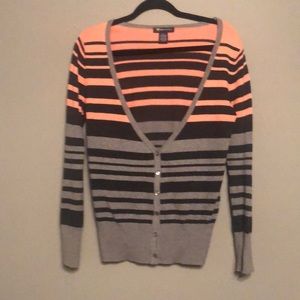 SOLD👜👜Body Central sweater size Large